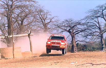 NISSAN Terrano 3,5L